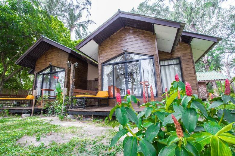 Hotel Salisa Resort