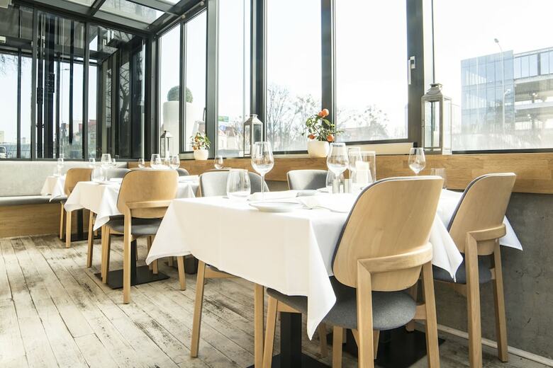 Smart Hotel Garnizon