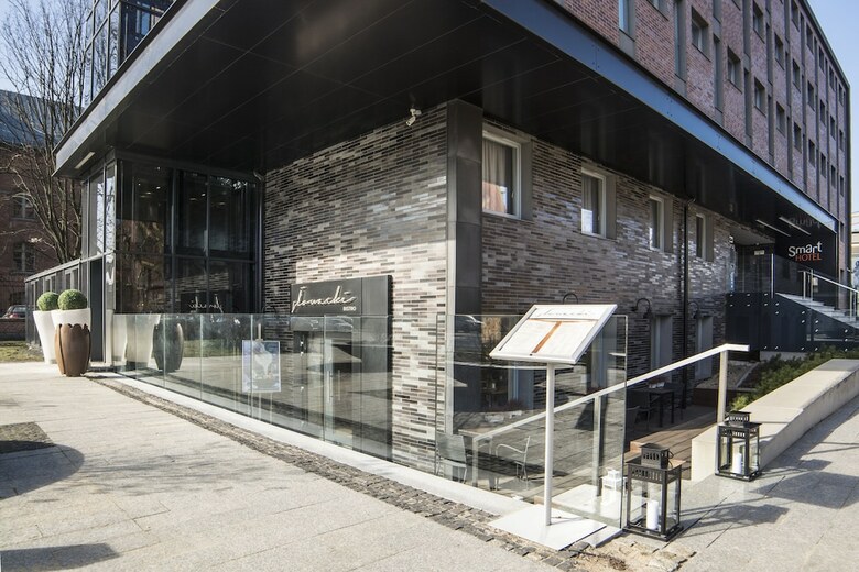 Smart Hotel Garnizon