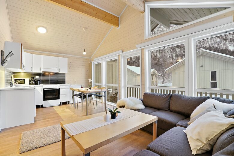 Troms� Lodge & Camping