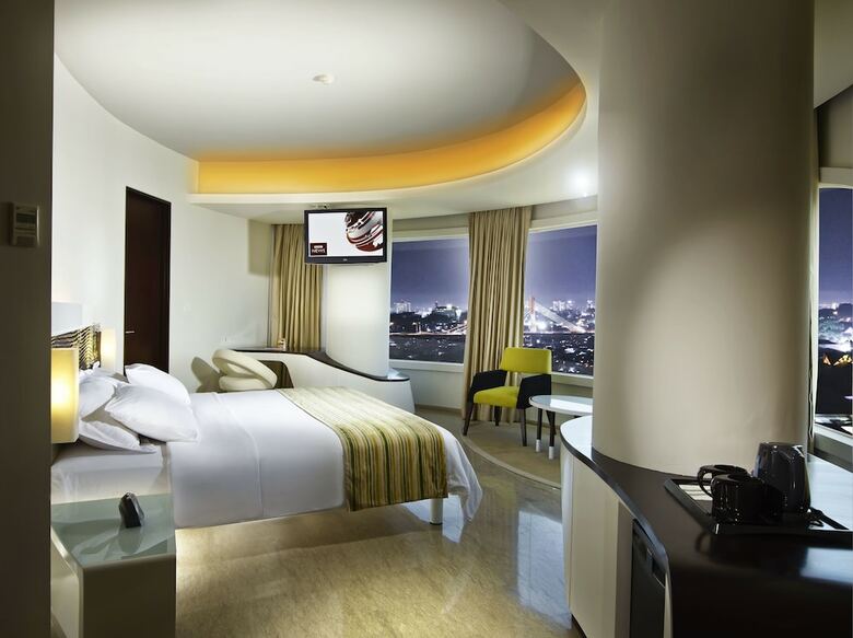 Sensa Hotel