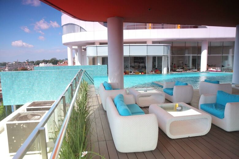 Sensa Hotel