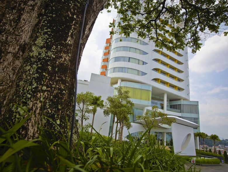 Sensa Hotel