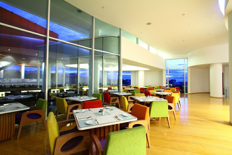 Sensa Hotel