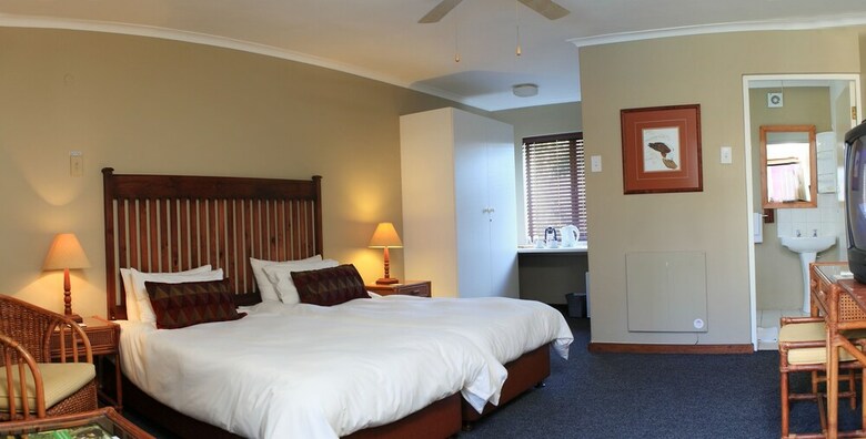 Hotel Loerie Guest Lodge