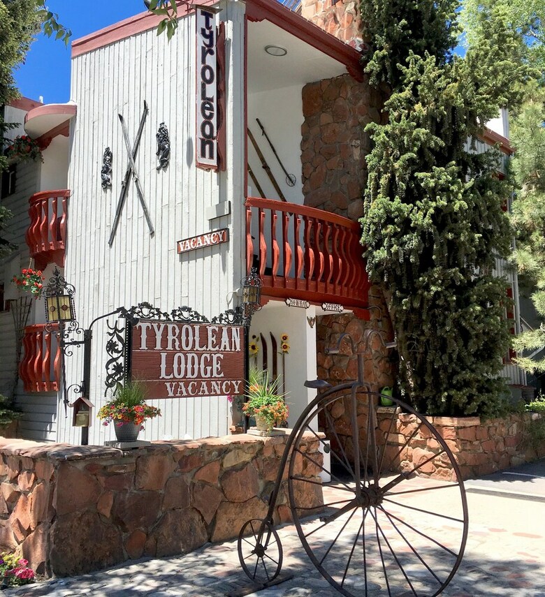 Hotel Tyrolean Lodge