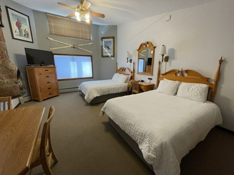 Hotel Tyrolean Lodge
