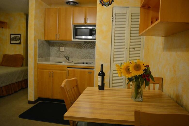 Hotel Tyrolean Lodge