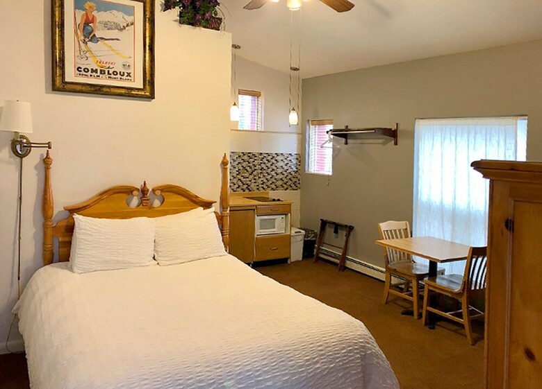 Hotel Tyrolean Lodge