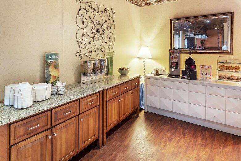 Hotel Econo Lodge