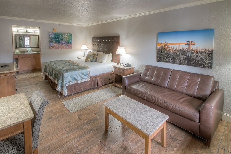 Hotel Accommodation By Willow Brook Lodge
