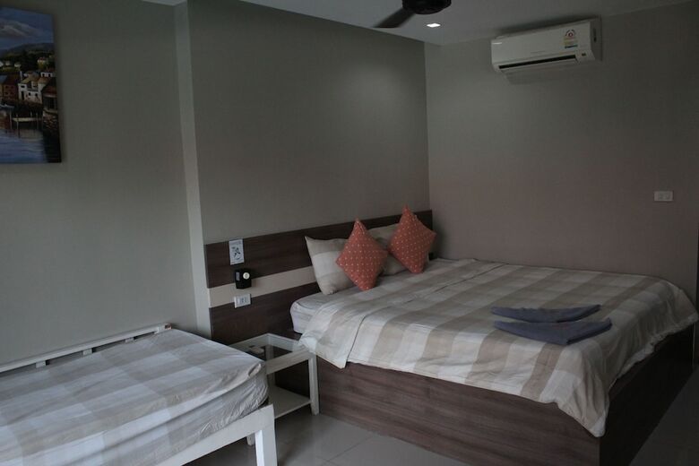 Hotel Bee Orchid Pool Villa