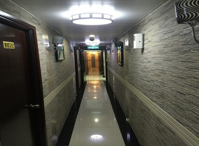 Hotel Skylark