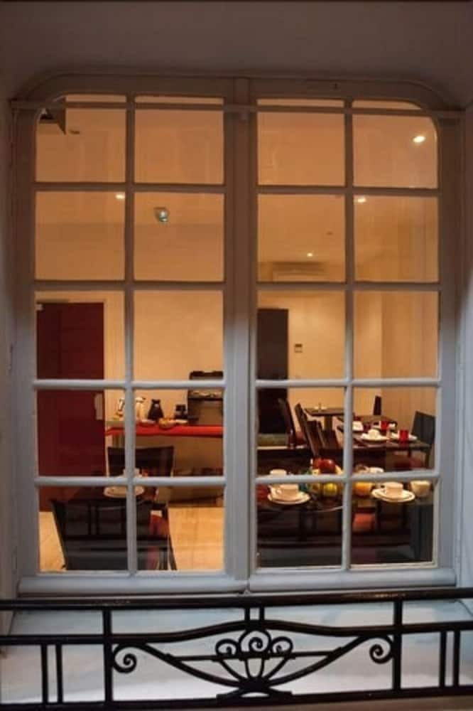 Hotel Royal Wagram