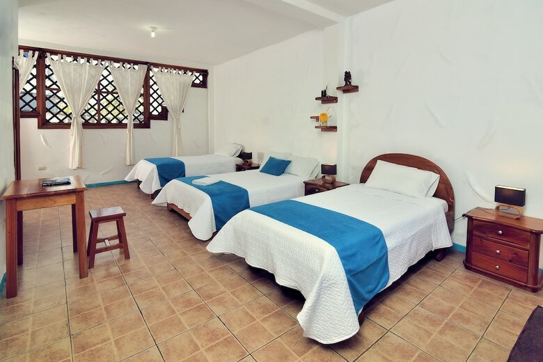 Hotel Galapagos Native