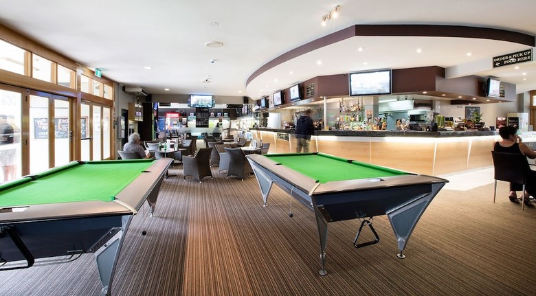 Nightcap At High Flyer Hotel