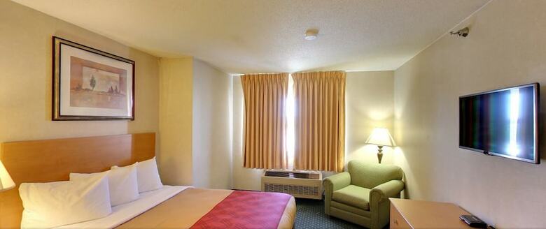 Hotel Econo Lodge West I-29 West Acres Mall