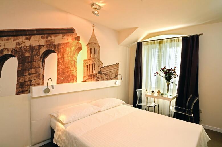 Bed & Breakfast La Porta Luxury Rooms