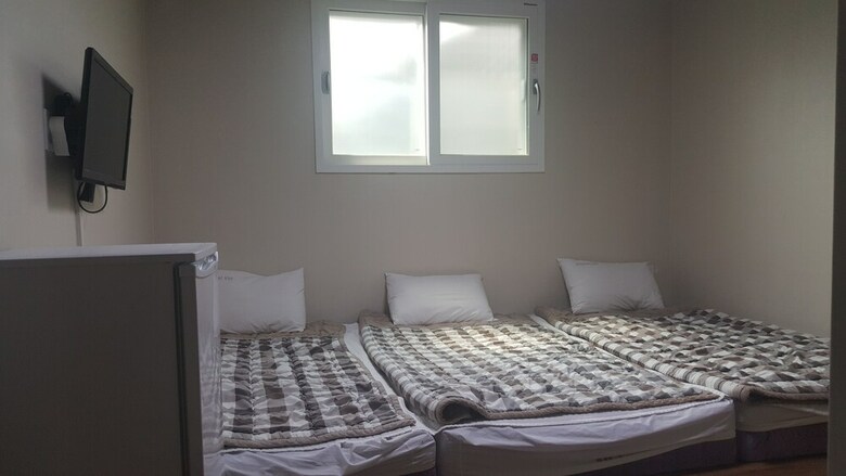 Hostal Kw Hongdae Line Hostel