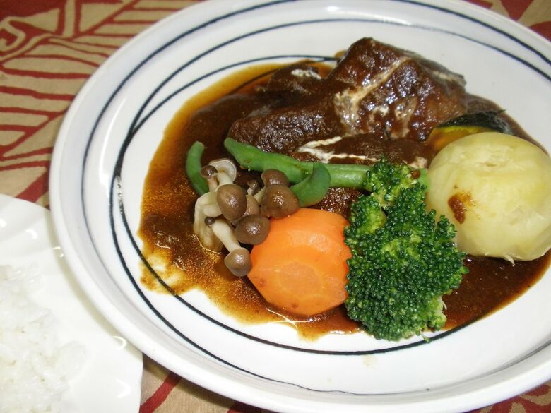 Bed & Breakfast Pension & Restaurant Bistare Kana