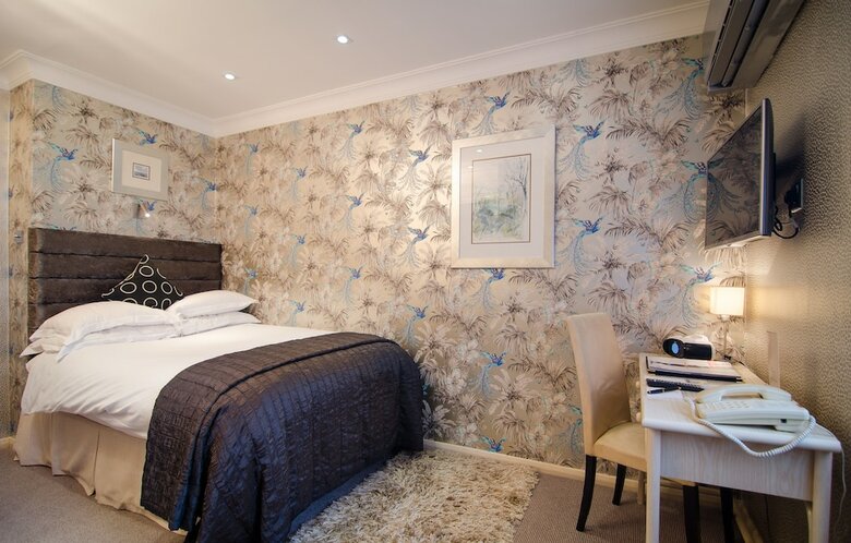 Beaufort Hotel