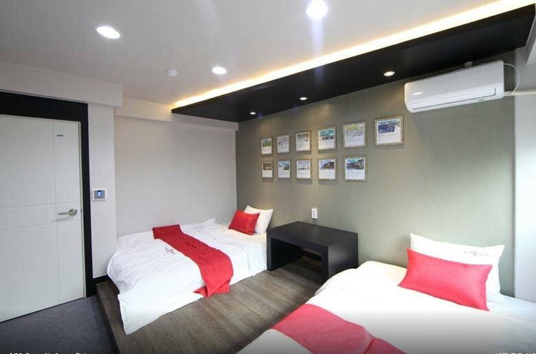 Hostal Calli Hostel