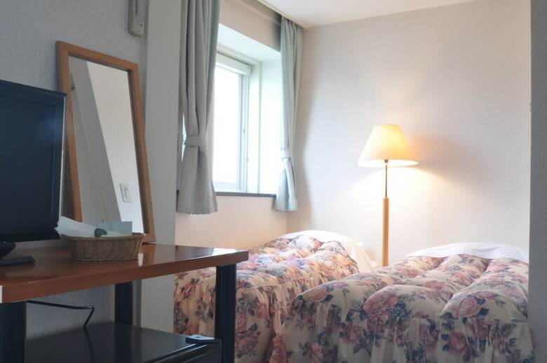 Hotel Country Inn The White Marine
