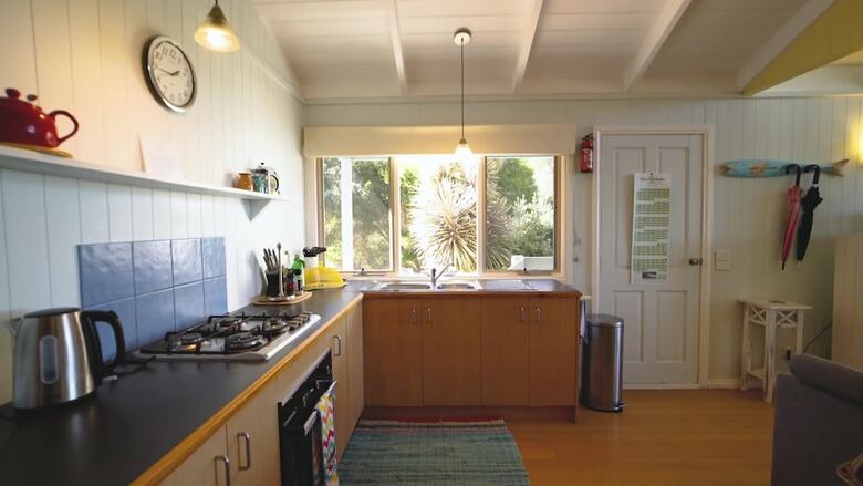Bear Gully Coastal Cottages