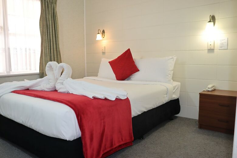 Colonial City Motel And Conference Centre