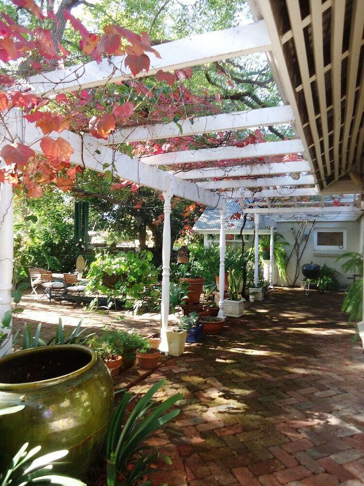 Bed & Breakfast Durack House