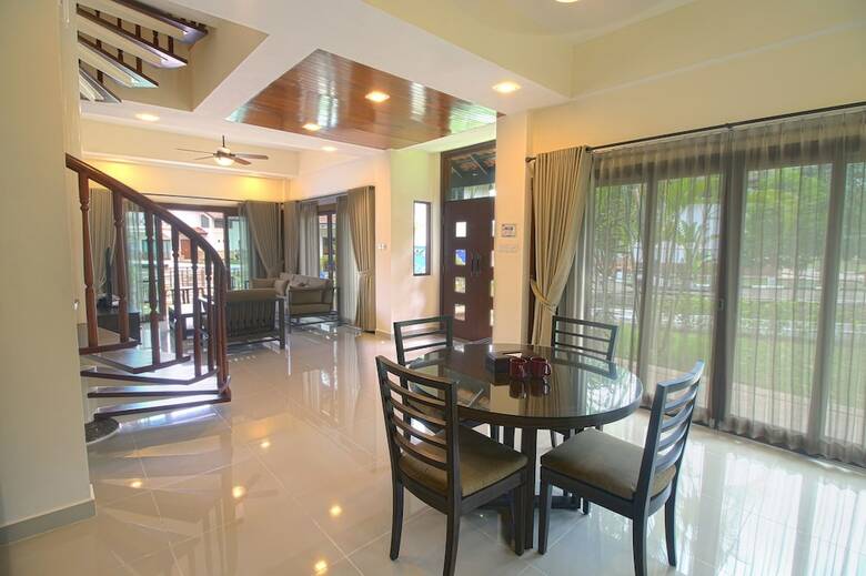 Hotel Banyu Biru Villa