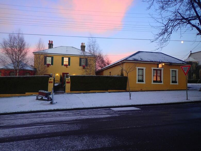 Apartamentos Blakes Manor Self Contained Heritage Accommodation