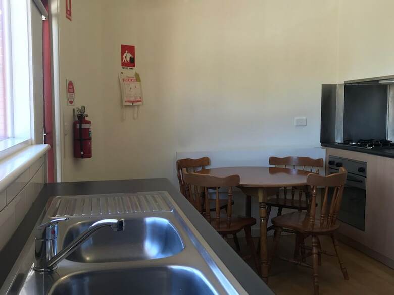 Sovereign Park Motor Inn