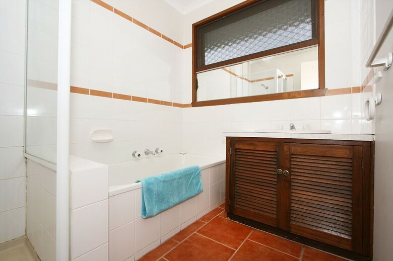 40 Thames Holiday Unit
