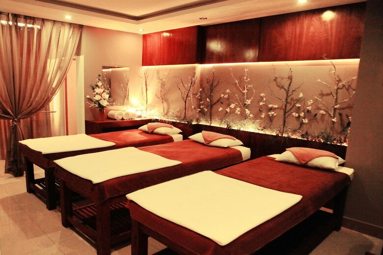 Jay Grand Hotel
