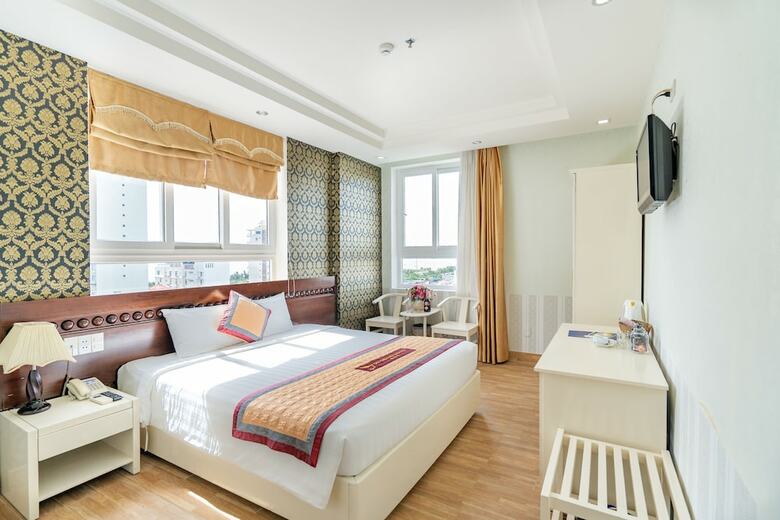 Jay Grand Hotel