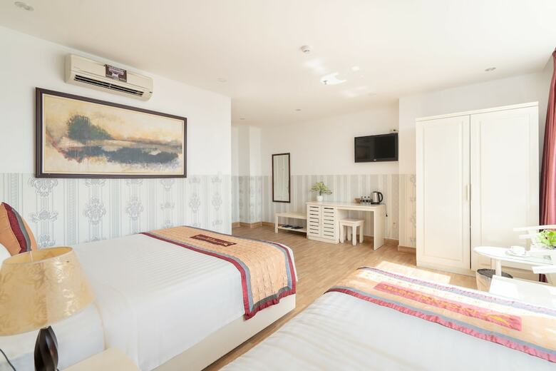 Jay Grand Hotel