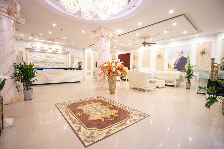 Jay Grand Hotel