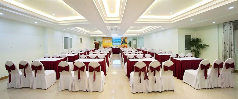 Jay Grand Hotel