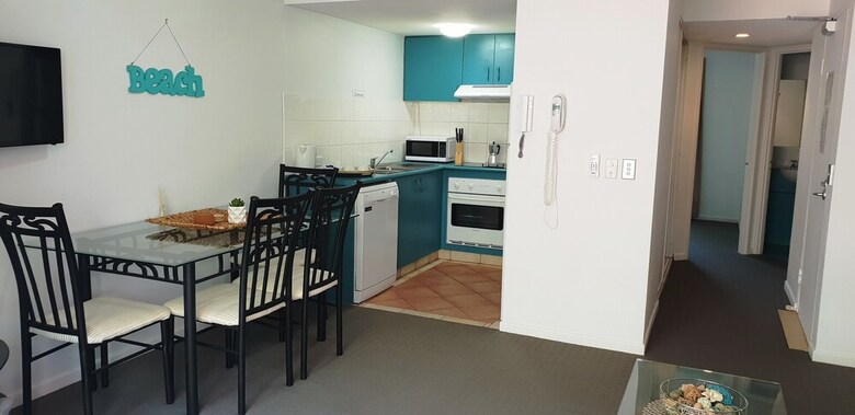 Apartamentos Surfers Beach Resort 2