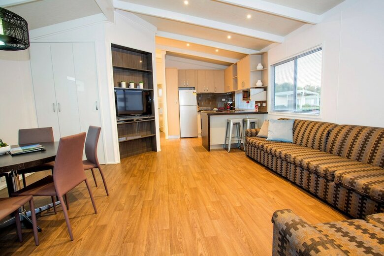 Cabana Big 4 Nrma Warrnambool Riverside Holiday Park