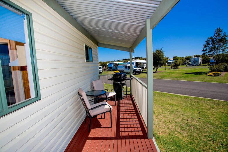 Cabana Big 4 Nrma Warrnambool Riverside Holiday Park