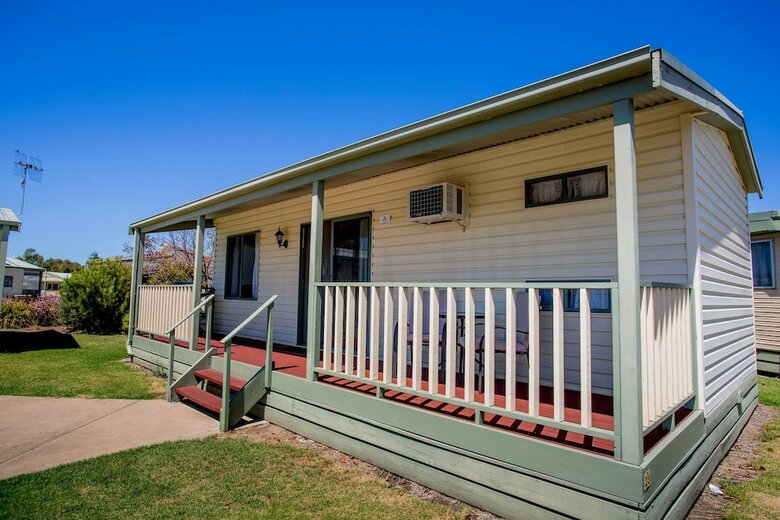 Cabana Big 4 Nrma Warrnambool Riverside Holiday Park