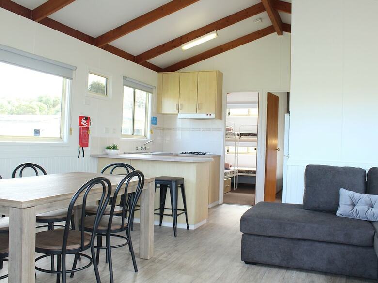 Cabana Big 4 Nrma Warrnambool Riverside Holiday Park