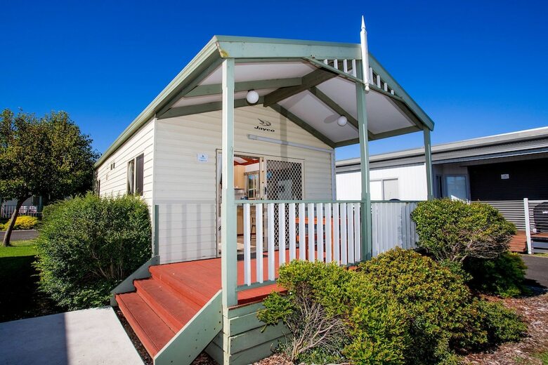 Cabana Big 4 Nrma Warrnambool Riverside Holiday Park