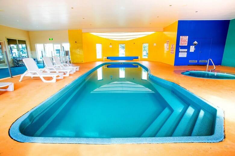 Cabana Big 4 Nrma Warrnambool Riverside Holiday Park