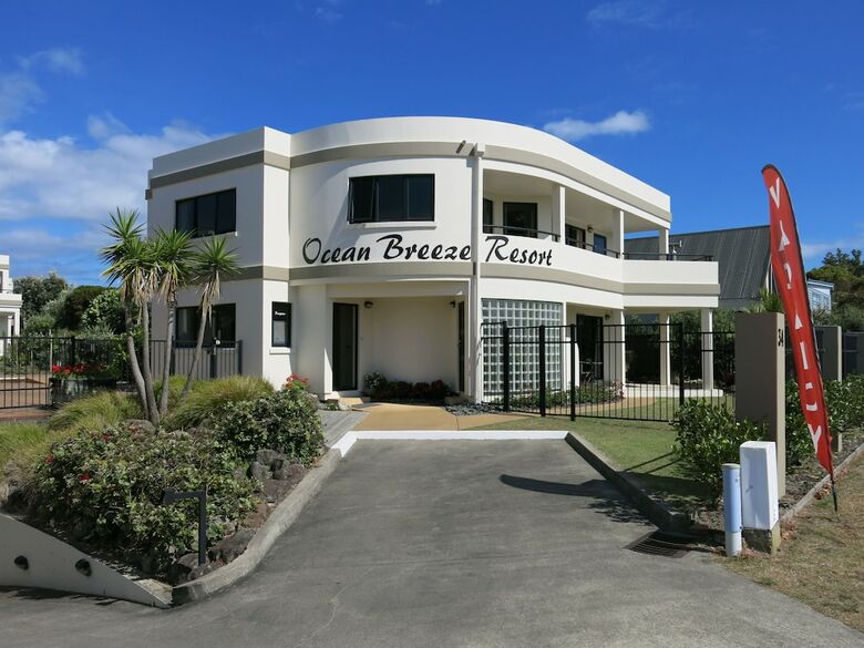 Aparthotel Ocean Breeze Resort