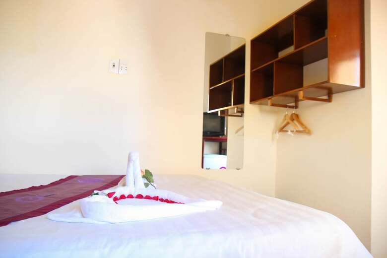 Cozy Hue Hotel