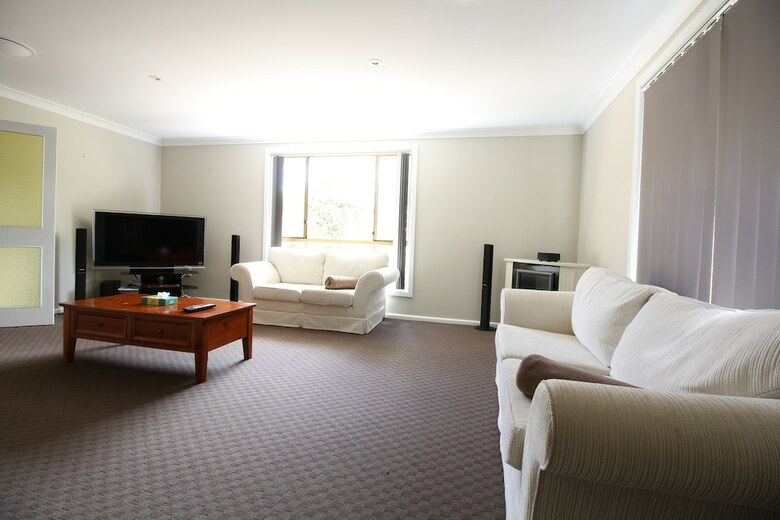 Hotel Snowy Mountains Resort And Function Centre