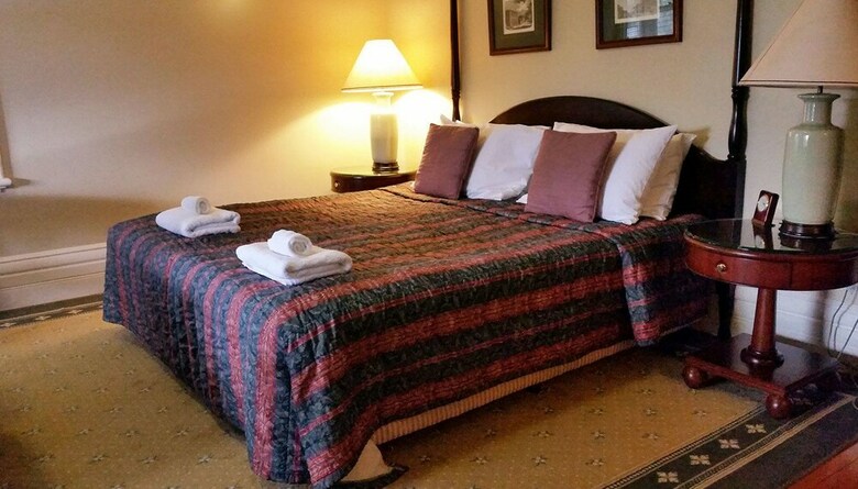 Motel Darcys Hotel At Homebush